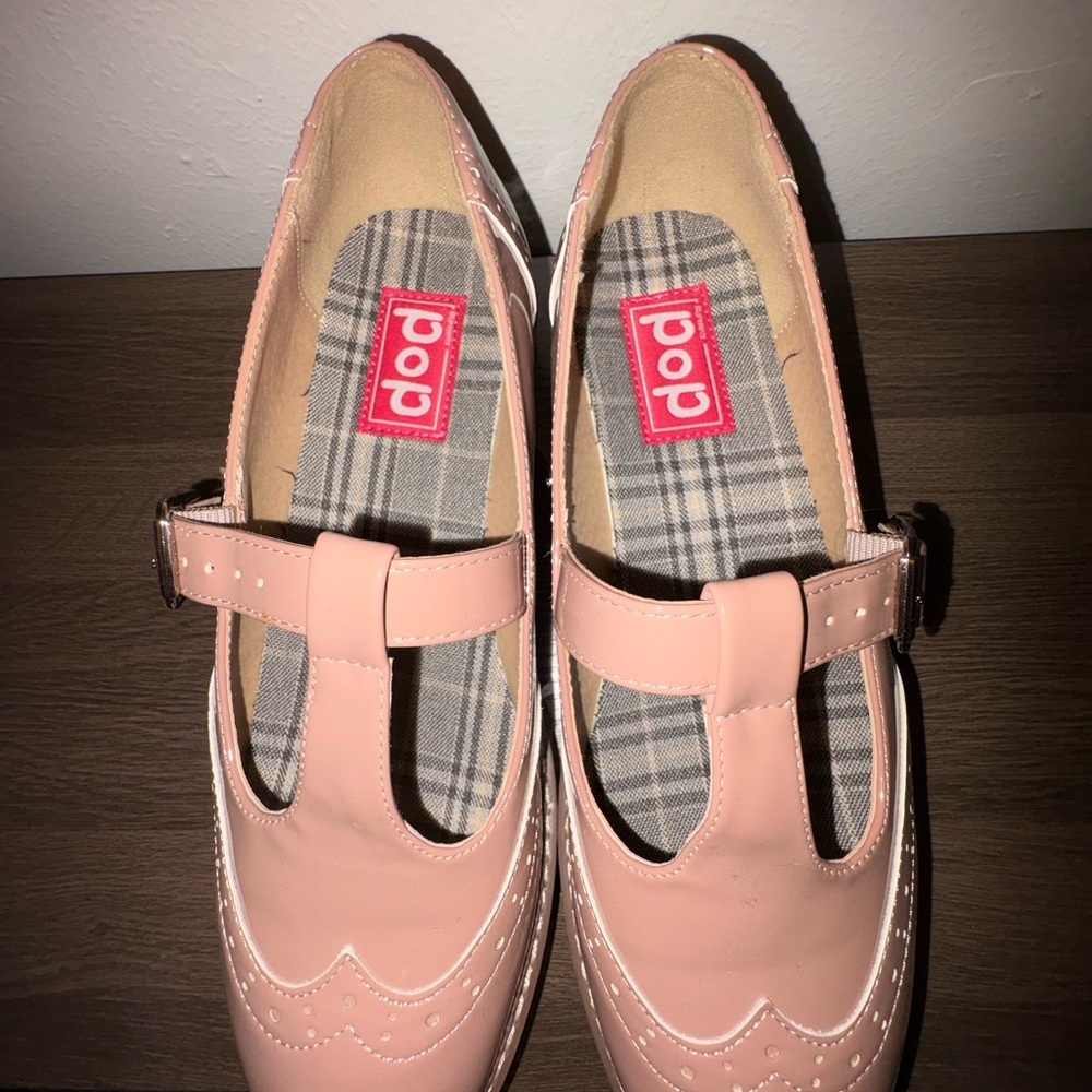 Pink Wingtip Mary Jane Shoes - Picture 2 of 4
